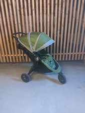 Kinderwagen: Baby Jogger City Mini GT grün
