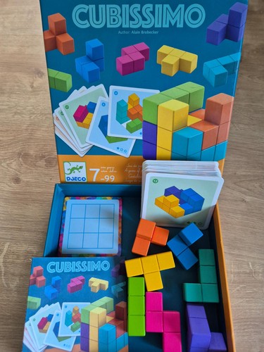 Familienspiel cubissimo - familienspiel,