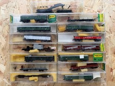 15x MINITRIX N GÜTERWAGEN