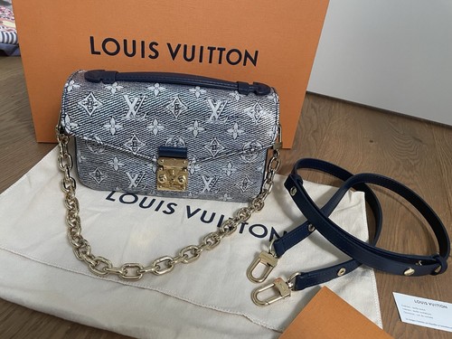 Louis vuitton metis east west - vuitton,