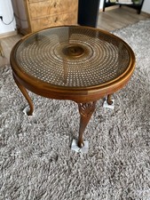 Runder Clubtisch 77 cm Höhe 59 cm  Glasplatte Korbgeflecht
