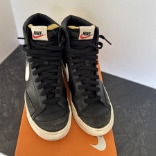 Nike Blazer Mid '77 Vintage black/white-sail Gr. 42,5 ( 9 ) BQ6806 002 / OVP