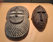 2 Afrikanische Holzmaske
