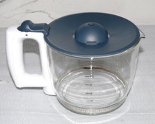 Ersatz Glas Kanne Serviert