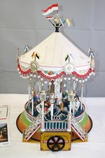 Märklin 16121 – nostalgisches Jahrmarktskarussell mit Spielwerk