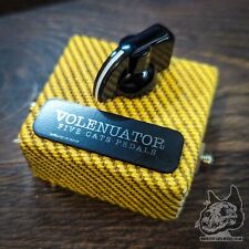 Passiver Lautstärkeabschwächer für Verstärker - Volenuator - Tweed-Finish - Hand Built in UK