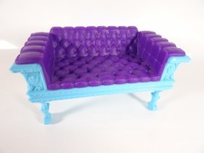 Barbie Monster High Möbel