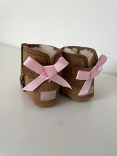 UGG Baby Schuhe Größe 16