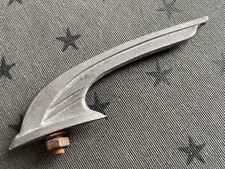 Fahrrad / Moped Schutzblechfigur- Emblem- Steuerkopfschild | Saturn 1950 Brake