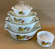 Vintage JAJ Pyrex Autumn Glory