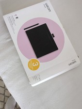 Wacom Intuos Pen Tablet Berry Colour 4k Pen Bluetooth Batterie Frei Gebraucht