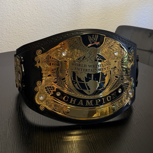 Wwe championship replica belt - wwe,