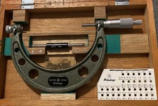 Mitutoyo Gewinde Bügelmessschraube 100-125 + Einstellmaß