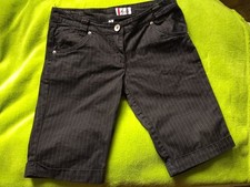 Shorts Damen* Nadelstreifen*