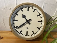 TN Industrial Wanduhr, Bahnhofsuhr, Fabrikuhr, Nebenuhr, 1963, 60er Jahre 30cm Ø