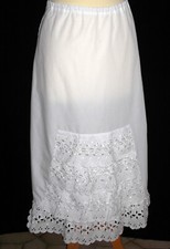 Eleganter Trachten /  Dirndl - Unterrock weiß  Gr.  36 / 38  neuwertig