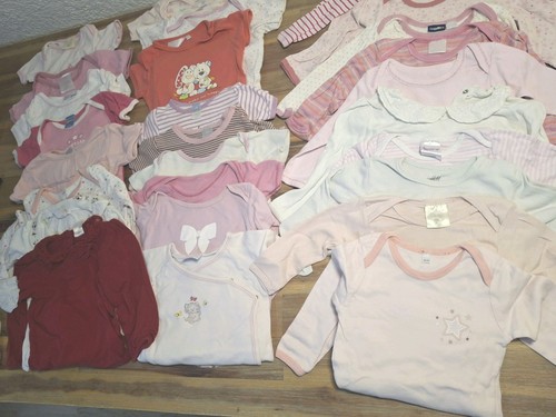 Großes baby kleiderpaket - großes, baby-kleiderpaket