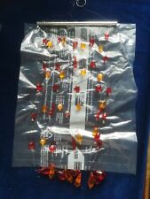 Fensterschmuck aus Glasperlen