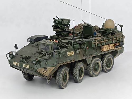 M1130 stryker command - 1:35,