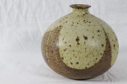 Vintage studio art pottery - vintage,