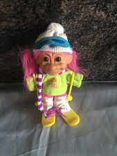 Troll- Born To Ski - RUSS / Gnom, Zwerg ,Zaubertroll - Figur