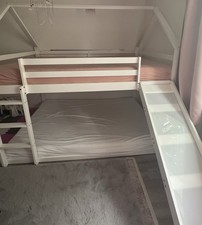 Hochbett 145x200  mit  zwei