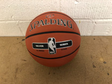 Spalding Basketball Größe 7