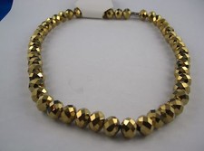 Glasperlen Ketten oder Collier in diversen Formen und Farben Halsnah - Lang