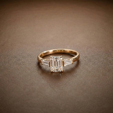 2 Ct Smaragd Schliff Moissanit