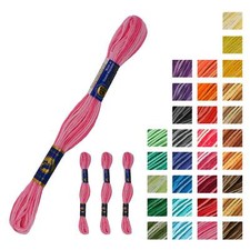 3 Docken Stickgarn je ca. 8m