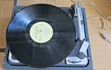 ? Koffer Plattenspieler DUAL?mobile Party-Turntable in case? Vinyl Records?