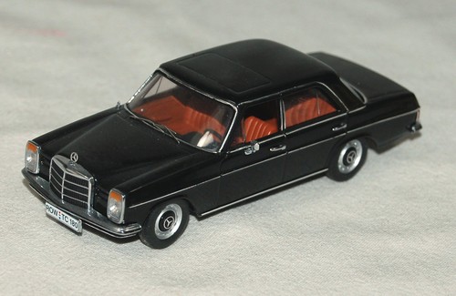 Ixo mercedes benz 8 - 1:43, mercedes-benz