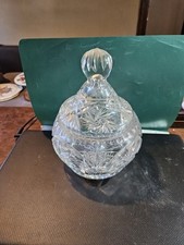 Schale mit Deckel Bleikristall