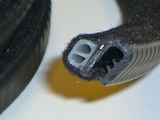 Schiebedachdichtung f