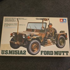 Tamiya 35123 US M151A2 Ford Mutt mit Driver 1:35 Neu OVP 