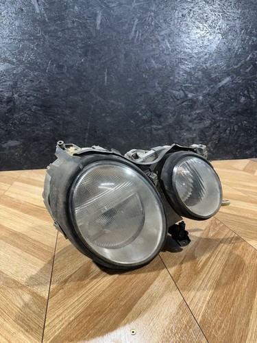 Mercedes benz clk a208 c208 - a208,