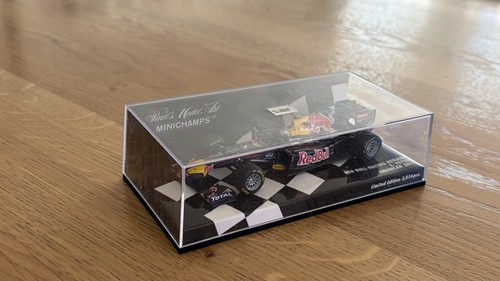 Minichamps red bull 43 - minichamps,