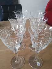 Glasserie FLIRT 2 Rotwein und 3 Weißweingläser Gravur Harmony  Vintage Design 