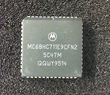 MC68HC711E9CFN2