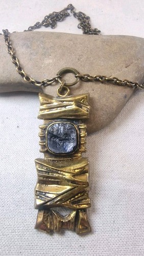 Halskette pentti sarpaneva - halskette,