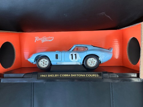 Sammlermodell shelby - 1/18,