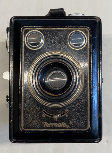 Ferrania boxkamera - (zehta),