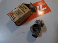 Stihl  MS 08-10S  Ölpumpe 1108 647 0400 # 2167