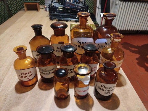 Alte apotheker flaschen - apotheker,