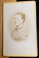 Mädchen - junge Frau mit Zopf