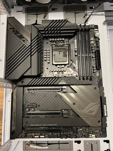 Asus rog maximus xiii - maximus, hero