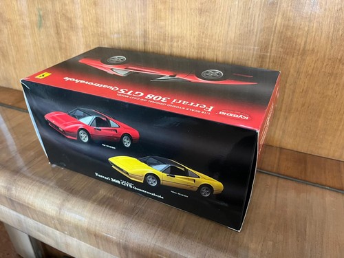 Kyosho ferrari 308 gts - 1:18,