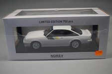 1:18 NOREV 183302 Manta B 400