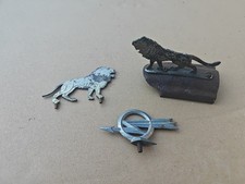Alte Schutzblechfiguren
