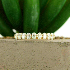 2 Kt Oval Diamant Ring Half